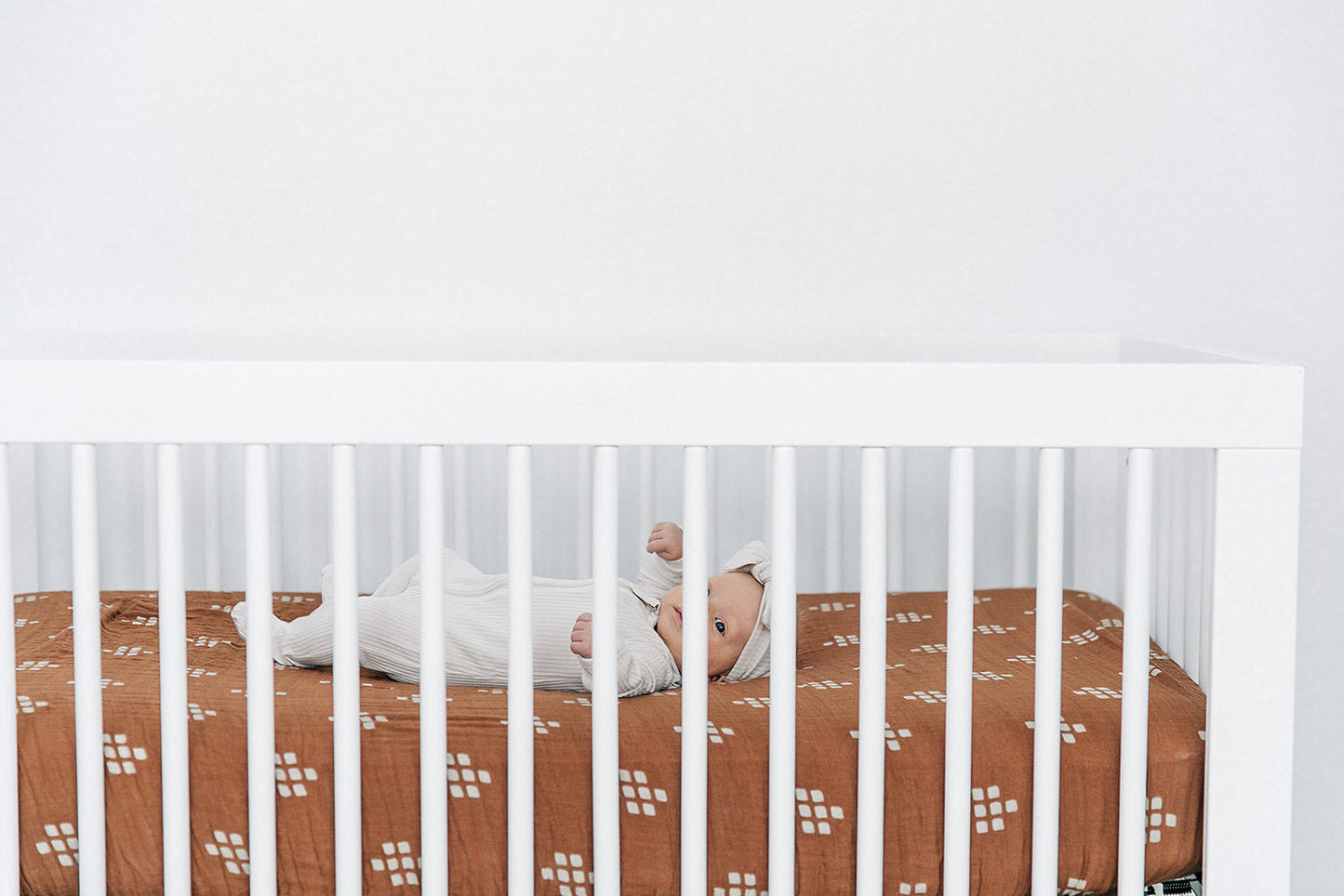 Western Chestnut Muslin Crib Sheet