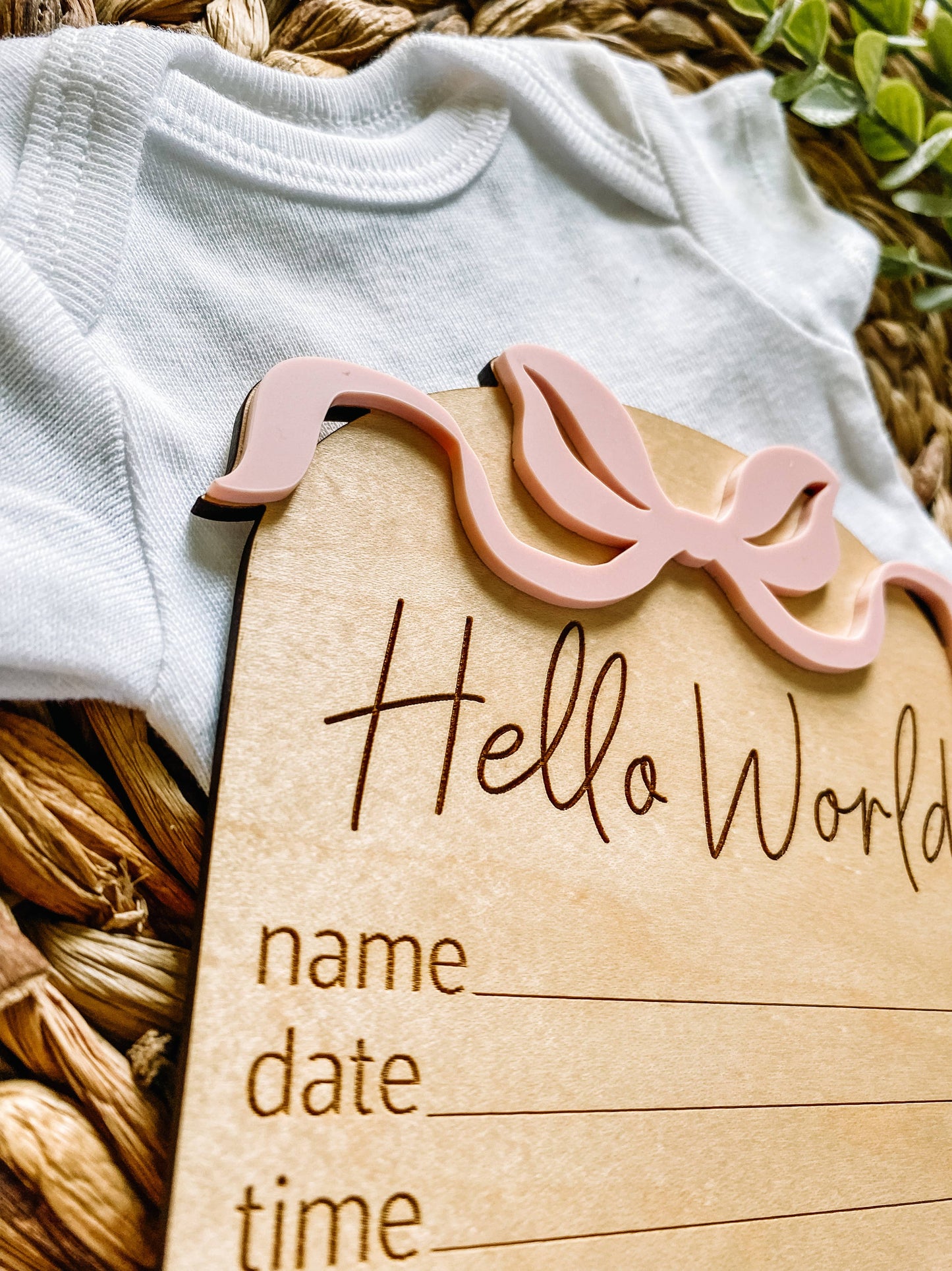 Hello World Birth Sign - Bows: Dusty Mauve
