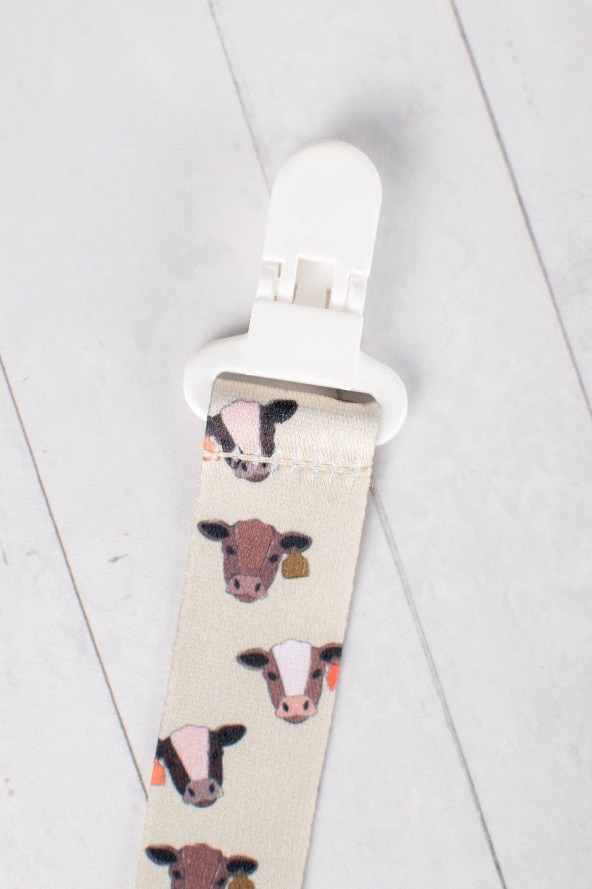 Cattle Buddies Paci Clip